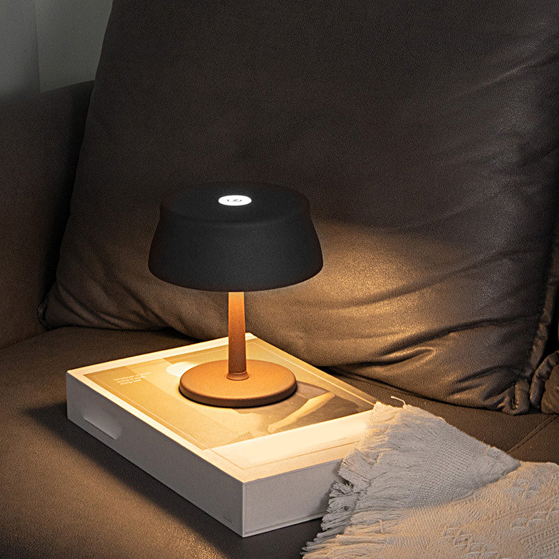 Aluminum Touch Battery-Operated LED Table Lamp