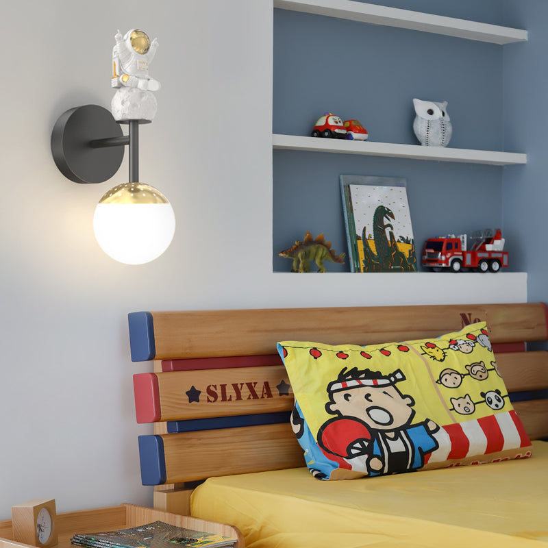Cartoon Astronaut 3-Step Dimming LED Modern Wall Sconce