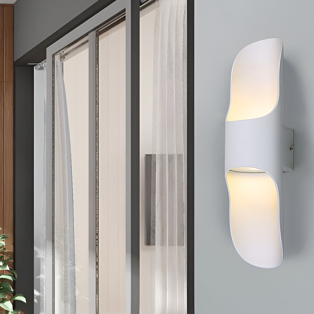 Down metal outdoor wall lighting for patio or hallway — Warm White (3000K) / Matte Black