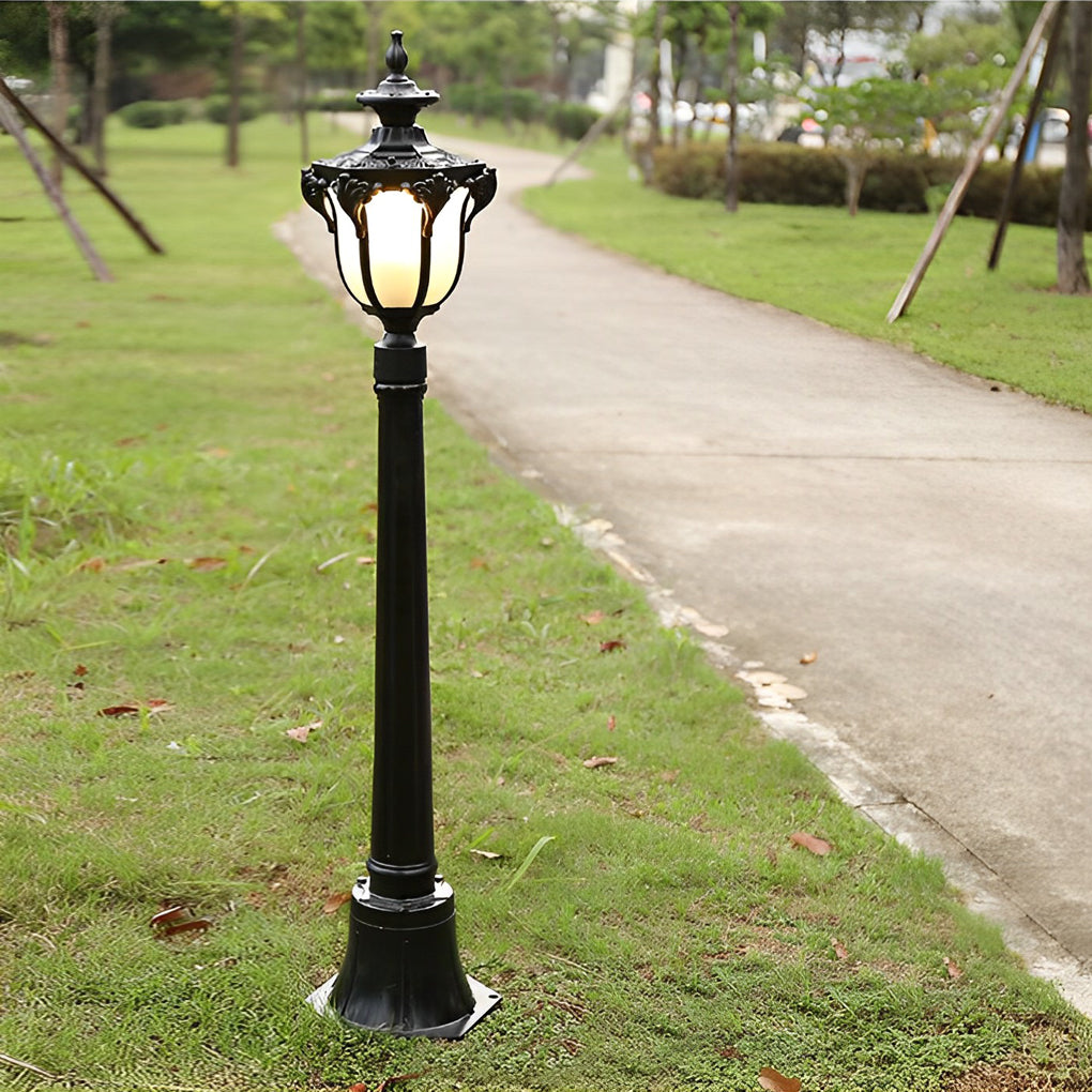Traditional European-Style LED Outdoor Pathway Lamp Post - Durable & Waterproof-Lighom