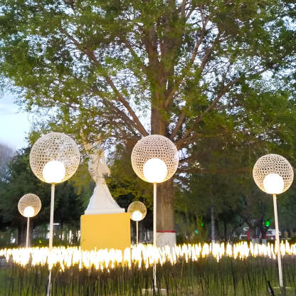 1-Light Solar Dandelion Sphere Garden Stakes Outdoor Lights-Lighom