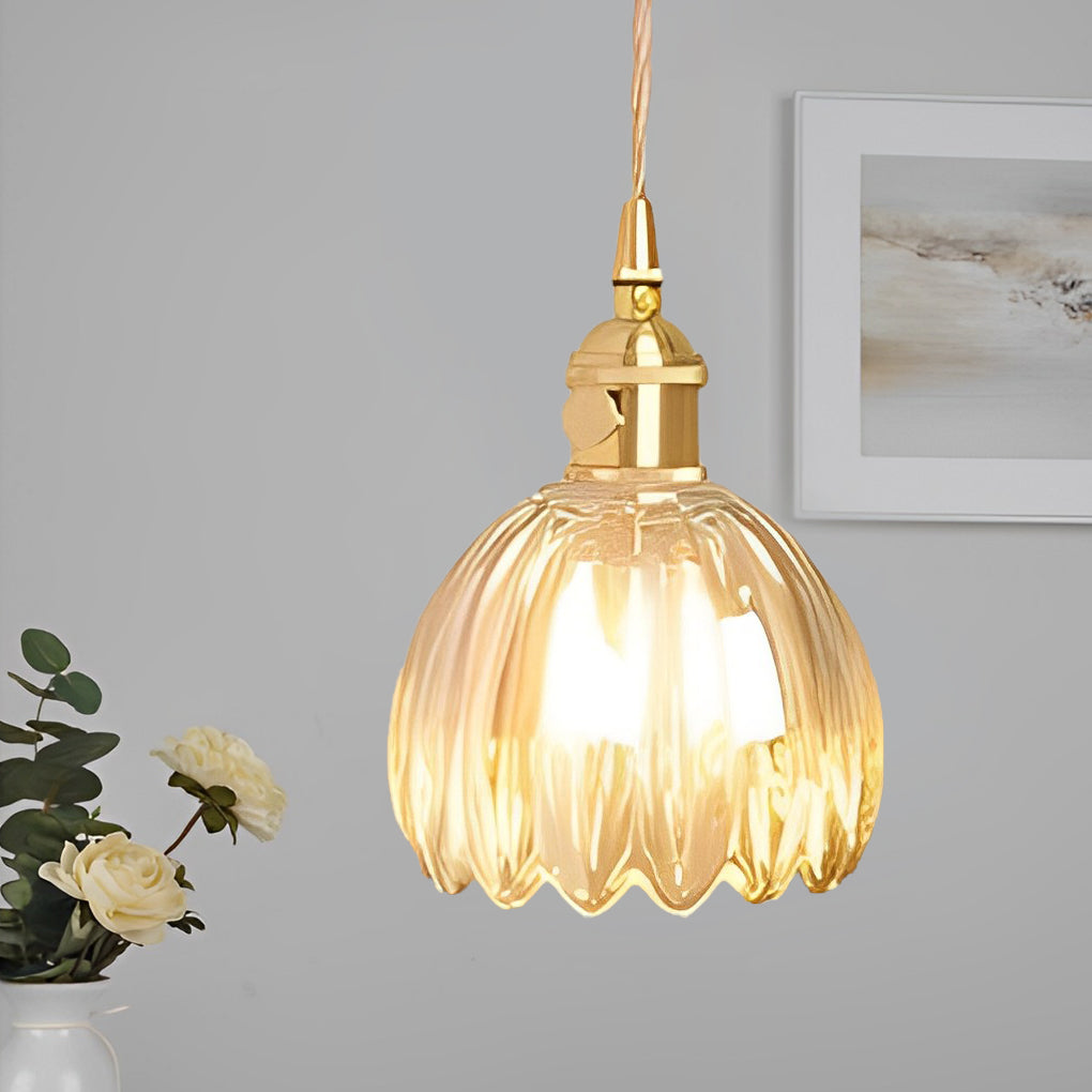Modern flower artistic pendant lighting in glass — Amber
