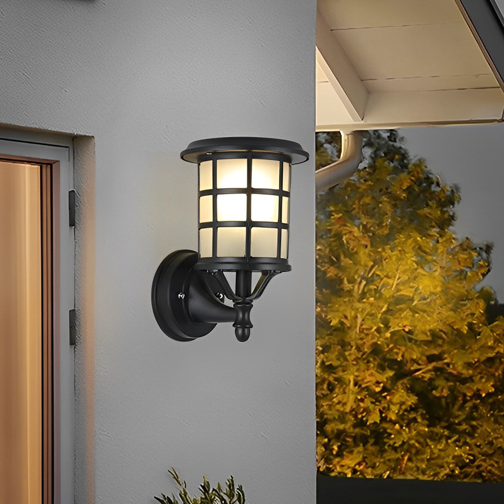 Modern round retro outdoor wall lighting in metal — Solar / Set of 2