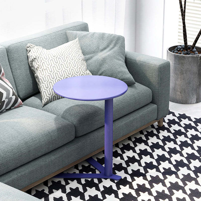 Scandinavian V-Base Iron End Table — Highlight White