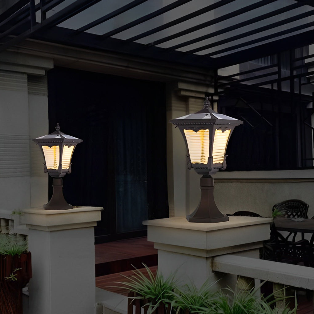 Vintage Intelligent Light Control LED Waterproof Retro Solar Lawn Lamp-Lighom