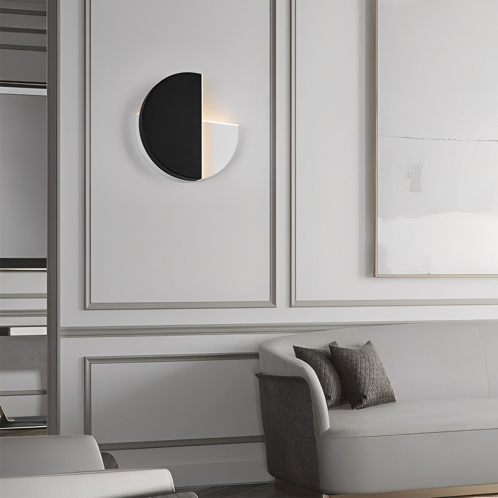 Circular 350 Degree Rotatable Black Nordic Wall Sconce