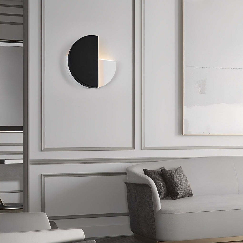 Circular 350 Degree Rotatable Black Nordic Wall Sconce