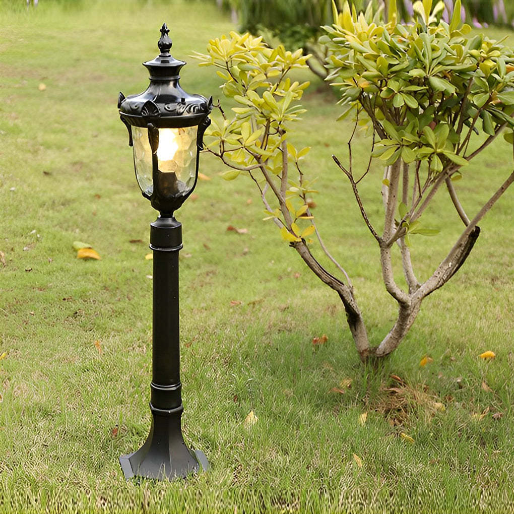 European Outdoor Lawn Pathway Lamp — Black