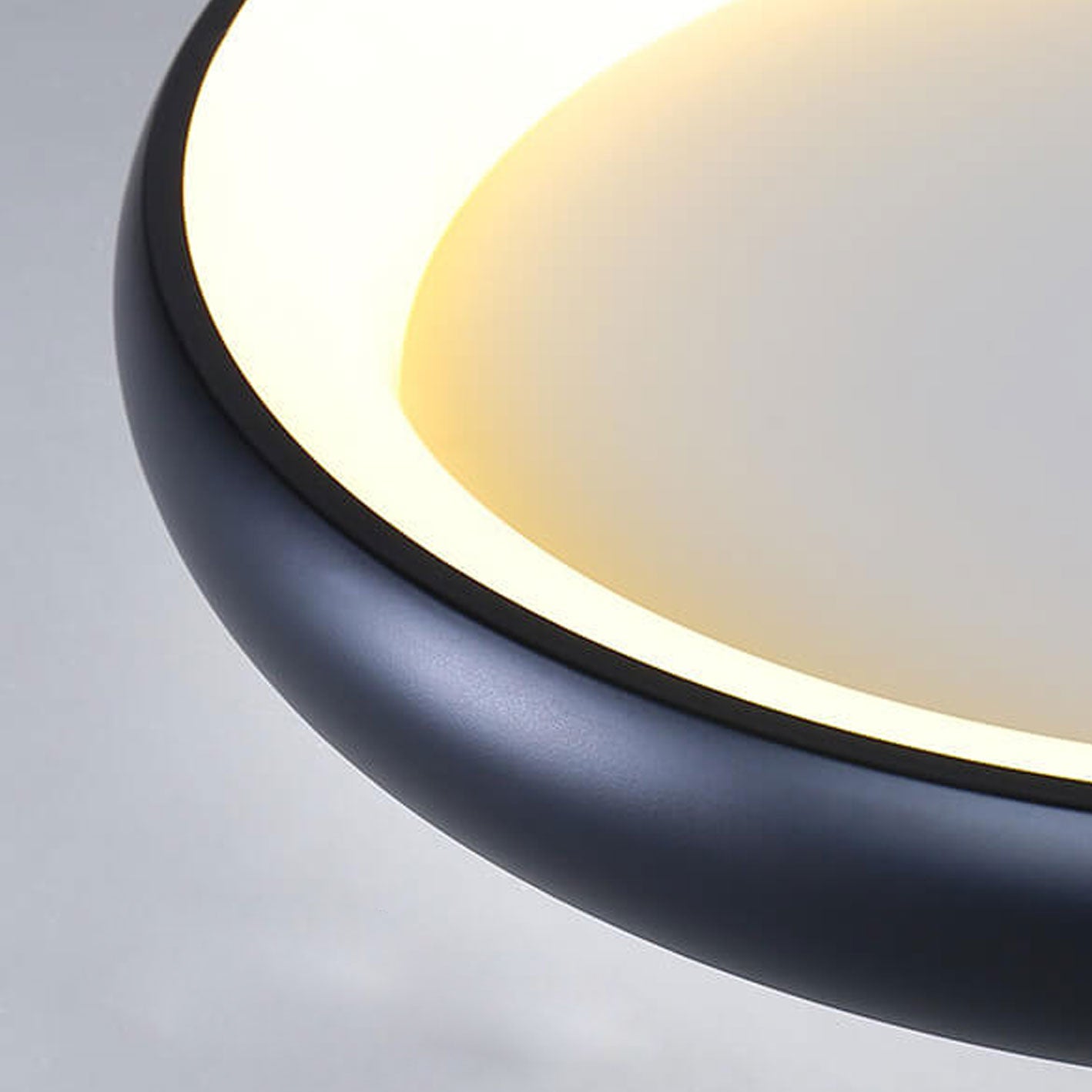 Minimalist Round Aluminum Acrylic LED Flush Mount Light