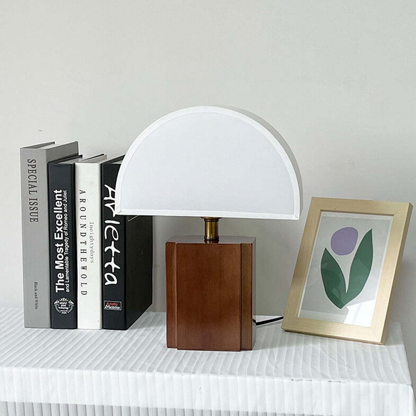 Vintage Semicircle Fabric Wooden Base Lamp
