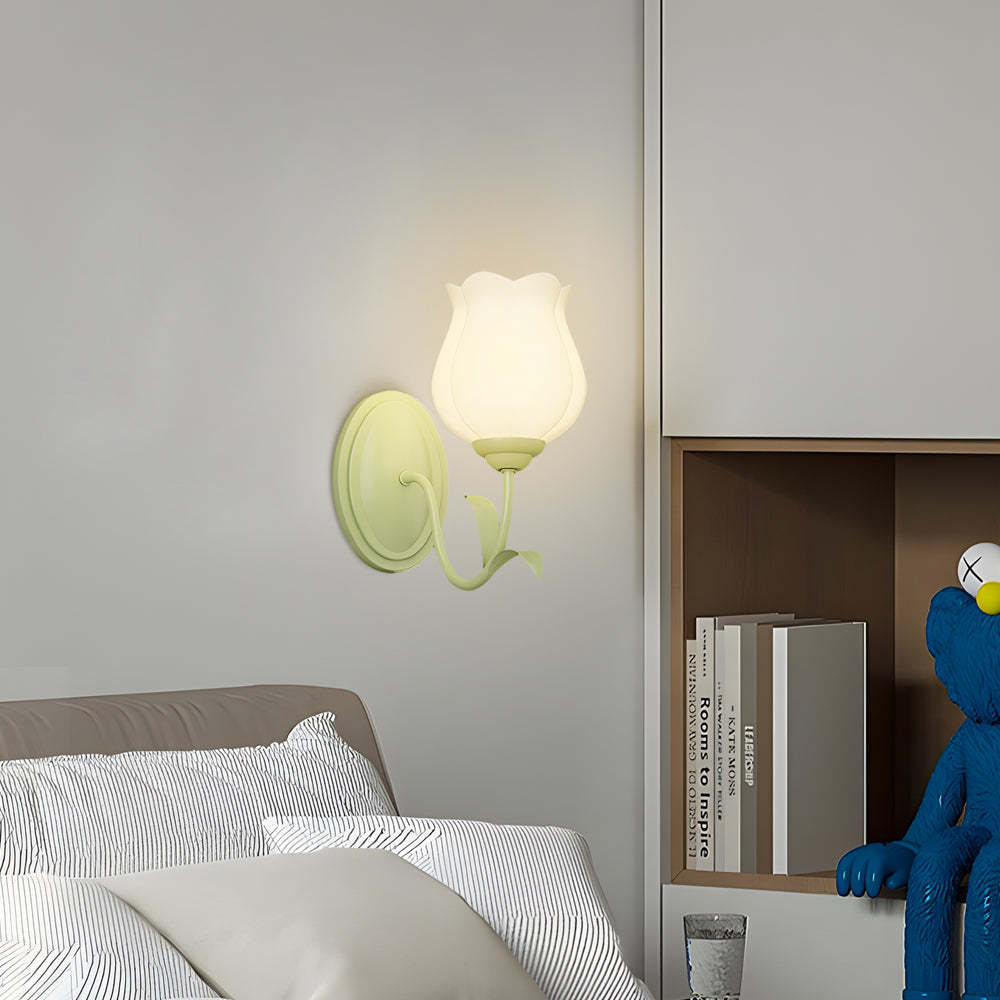 1/2-Light Flowers Glass 3-Step Dimming Green Wall Light