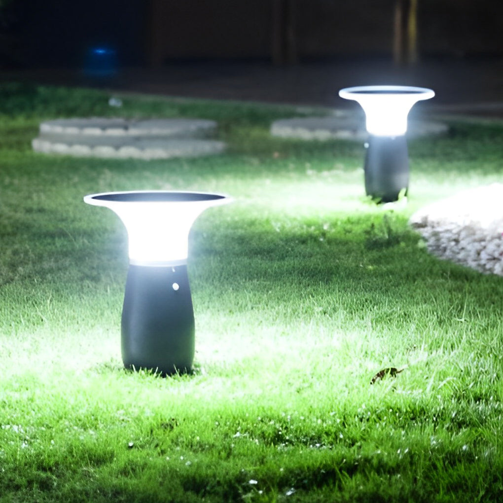 Efficient 3.5W Modern Black Solar LED Downlight Path Light