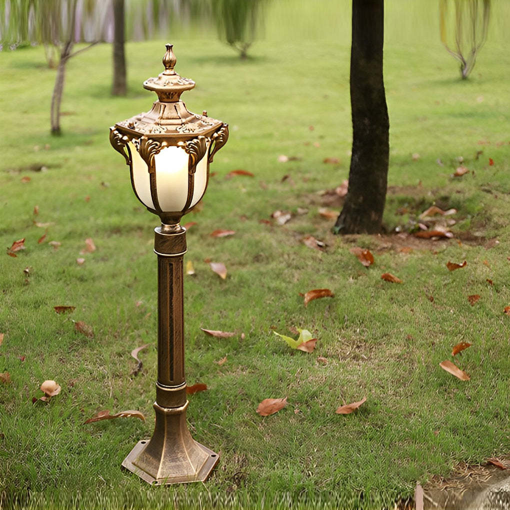 Traditional European-Style LED Outdoor Pathway Lamp Post - Durable & Waterproof-Lighom