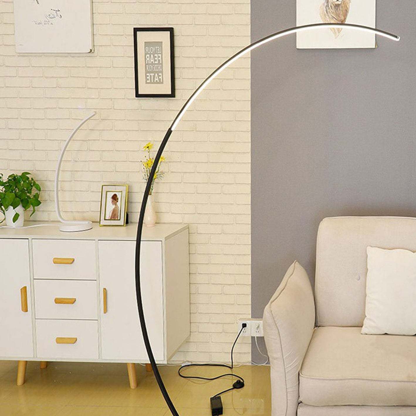 Minimalist Curved Line LED Aluminum Floor Lamp — White / Infinitely Dimmable / 220V-240V For UK/AU