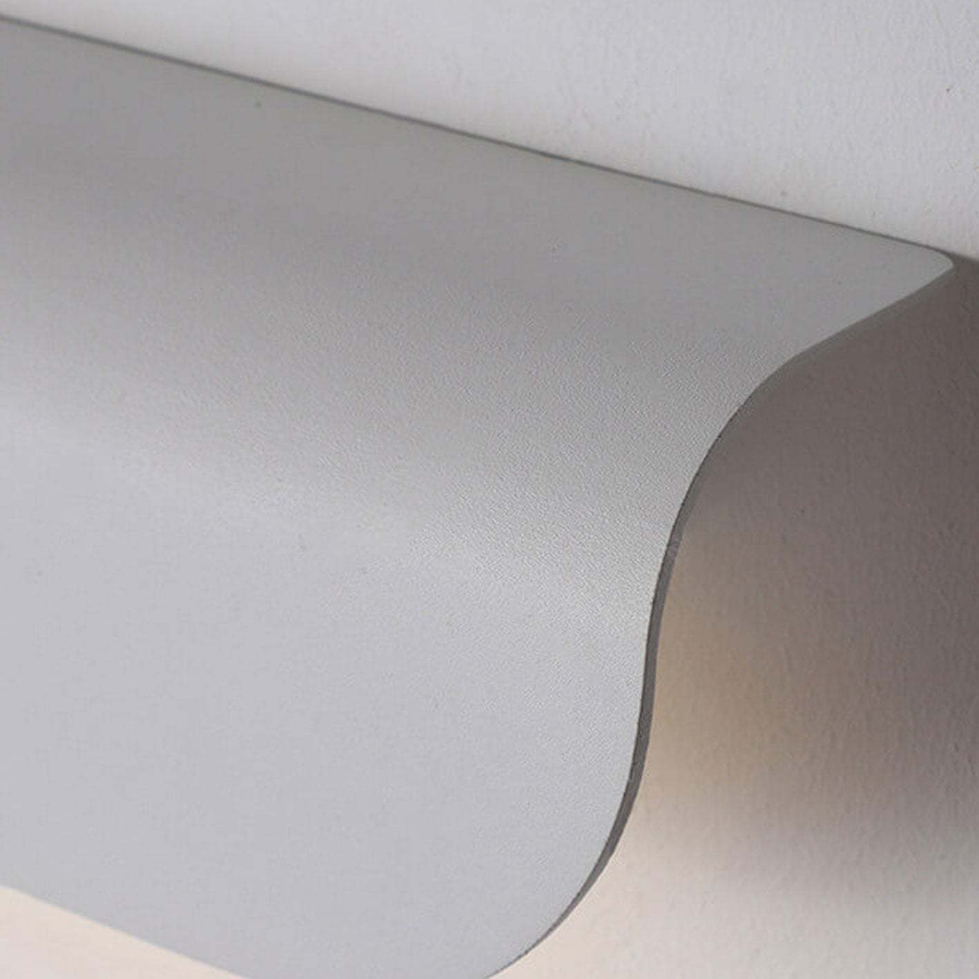 Modern Outdoor Curved LED Garden Wall Sconce