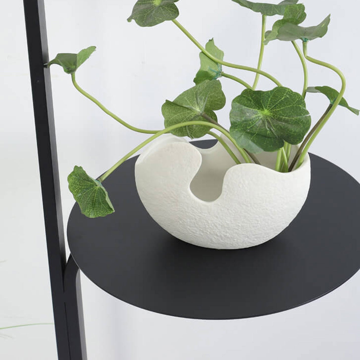 Nordic Minimalist Bending Tray LED Floor Lamp