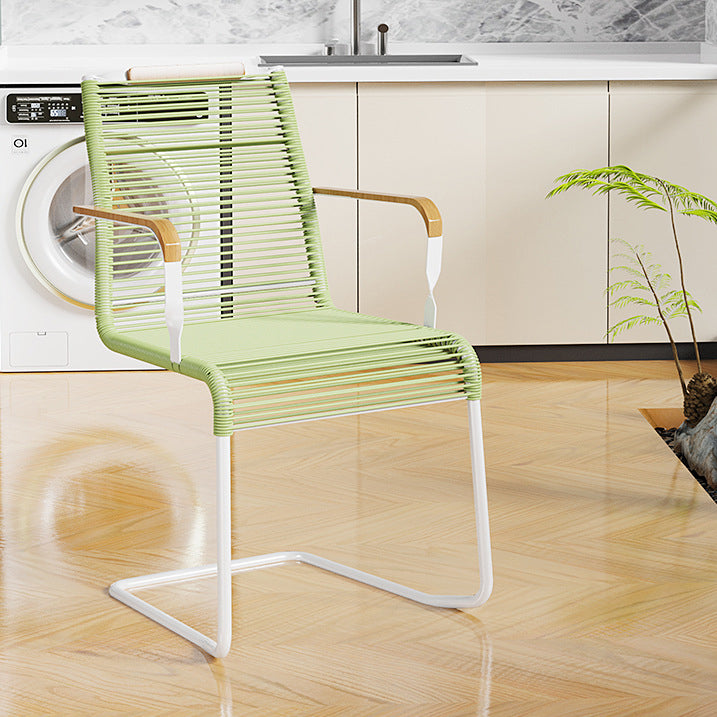 Minimalist Iron Striped Outdoor Lounge Chair — Pink
