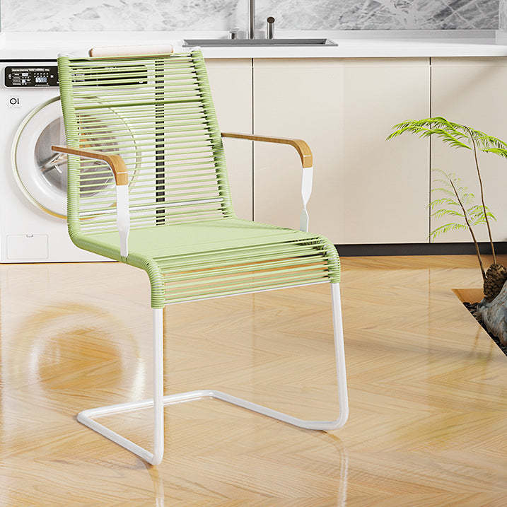 Minimalist Iron Striped Outdoor Lounge Chair — Pink