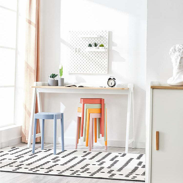 Minimalist Plastic Round Chair