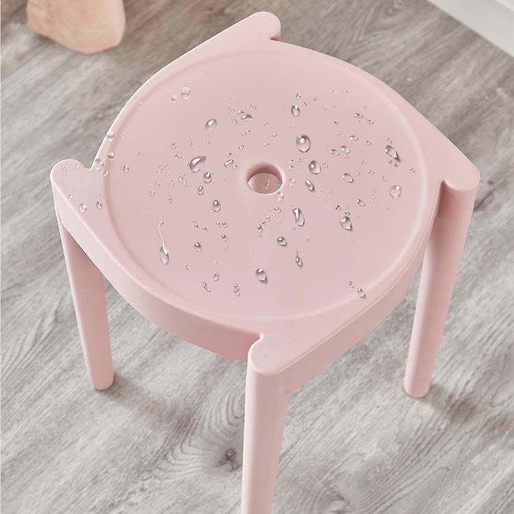 Minimalist Plastic Round Chair — Gray