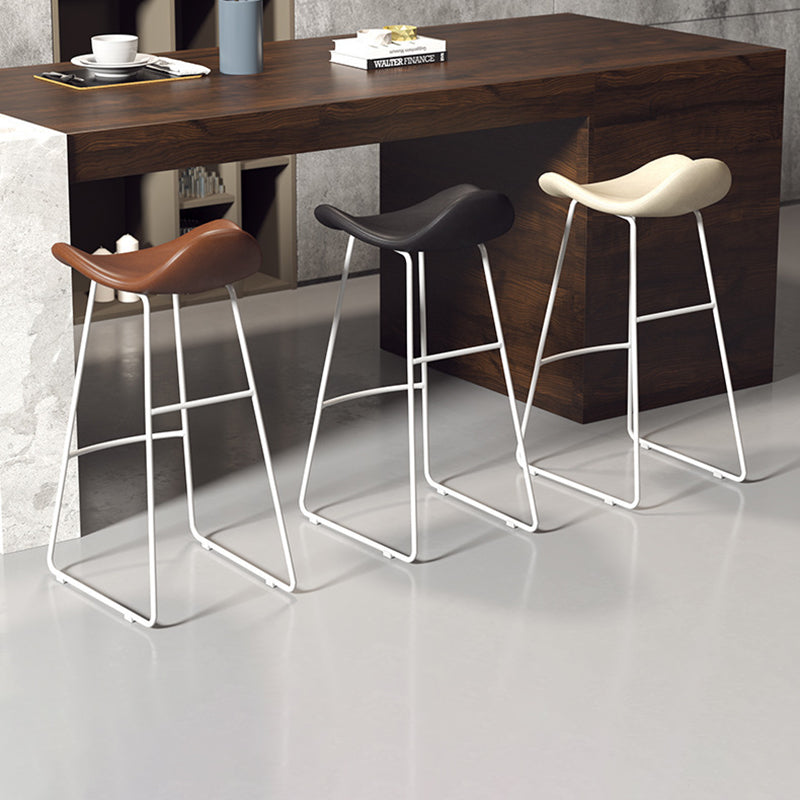 Scandinavian Leather Iron Triangle Bar Stool — White / Gold