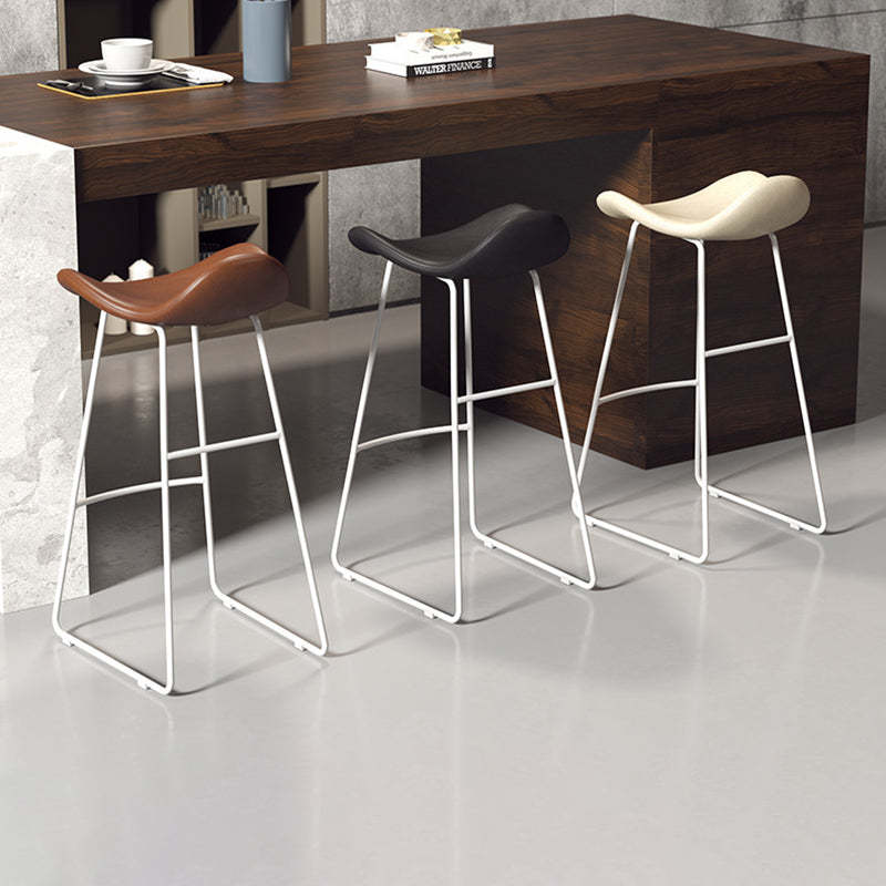 Scandinavian Leather Iron Triangle Bar Stool — White / Gold