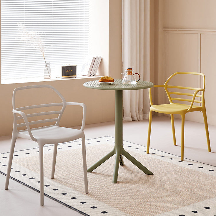 Nordic Curved Geometric Dining Chair — Green
