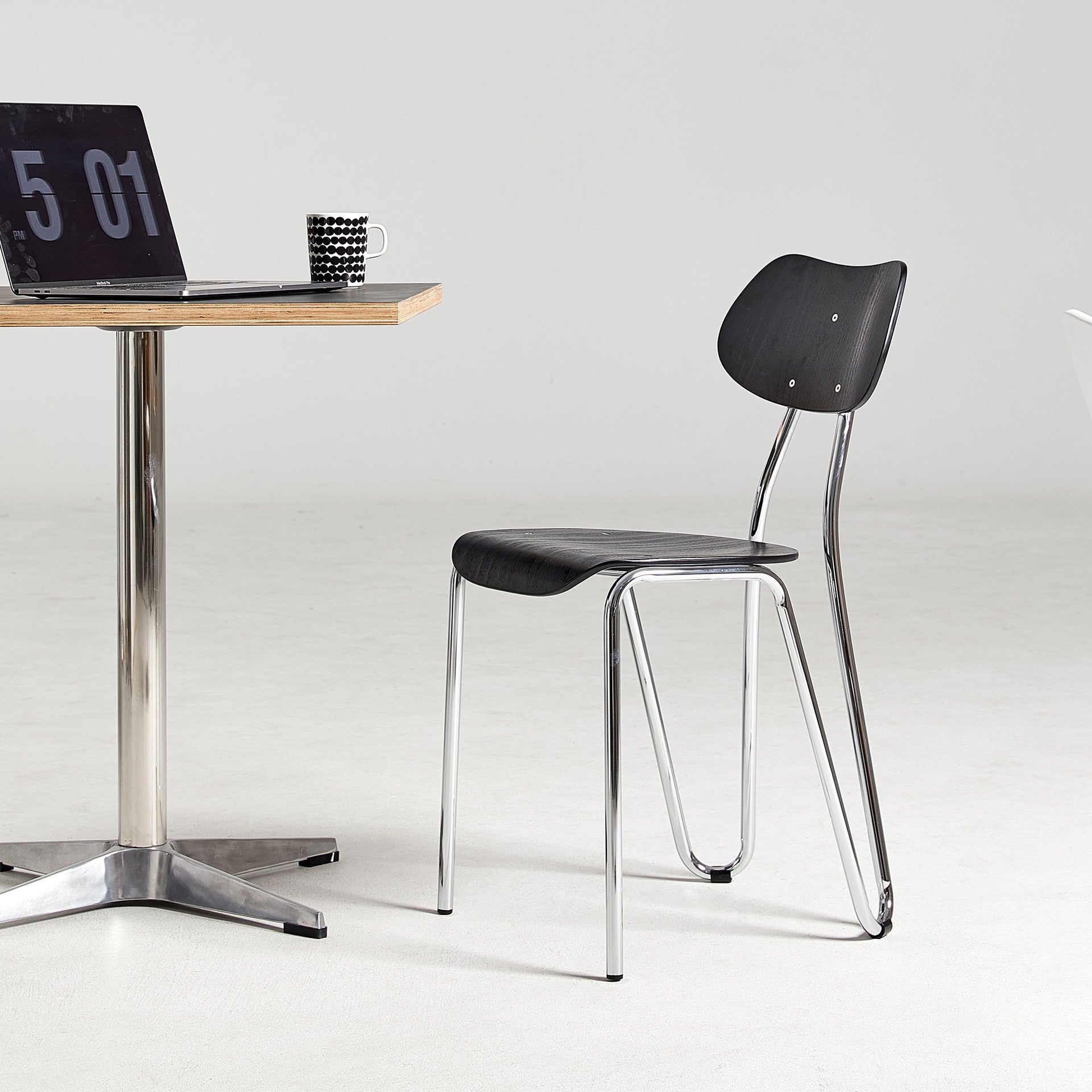 Minimalist Steel Faux Plank Dining Chair
