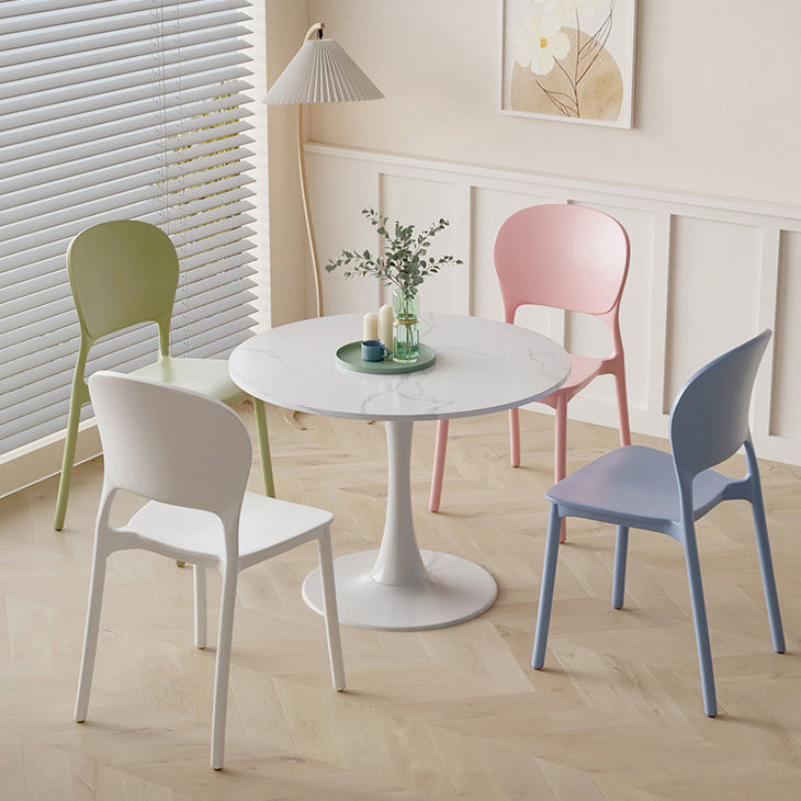 Minimalist Plastic Dining Chair