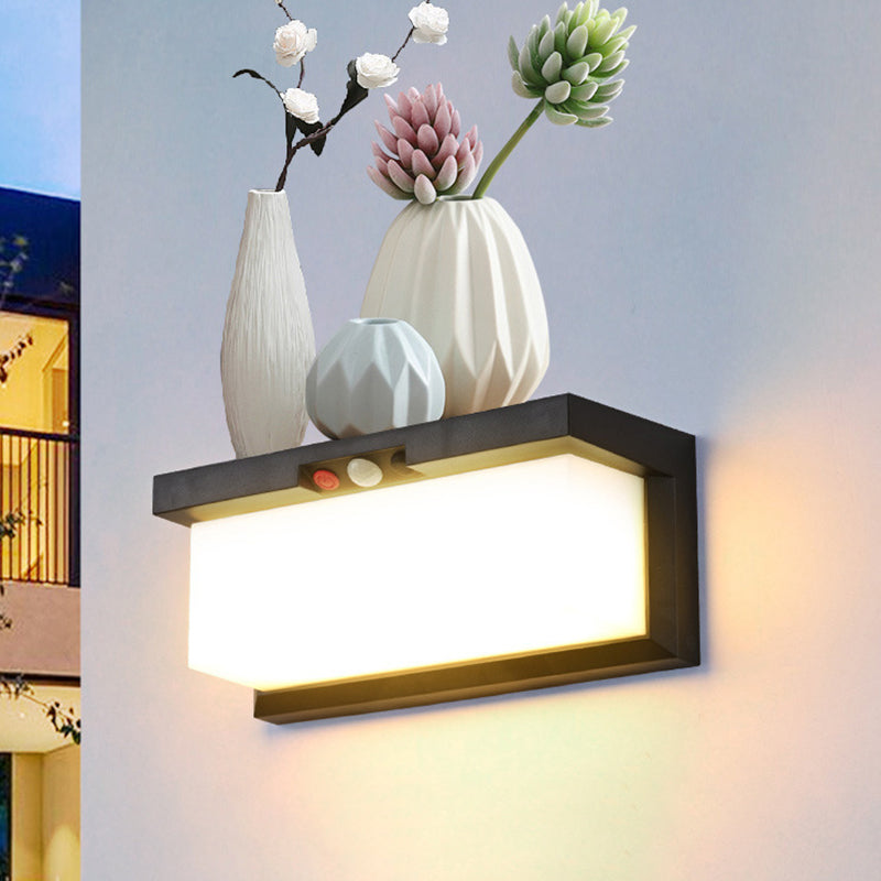 Minimalist Solar Plastic Outdoor Wall Sconce