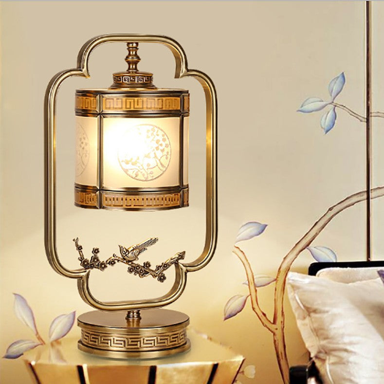 Traditional cylindrical glass table lamps — 220V-240V (UK/AU