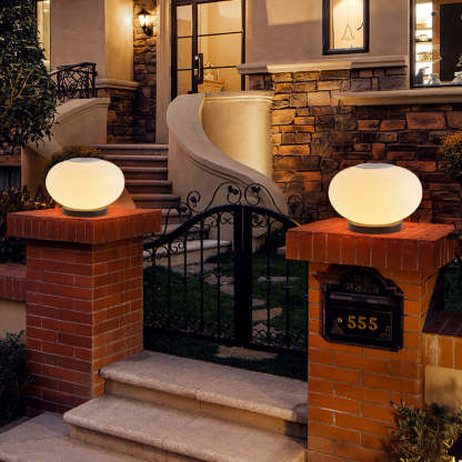 Minimalist Oval LED Solar Outdoor Light