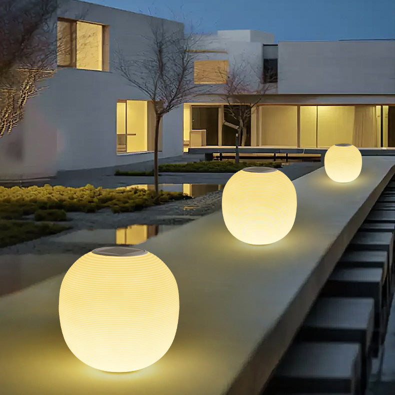 Minimalist Oval LED Solar Outdoor Light
