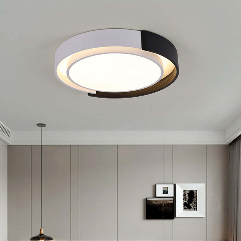 Minimalist Metal Round LED Flush Mount Light