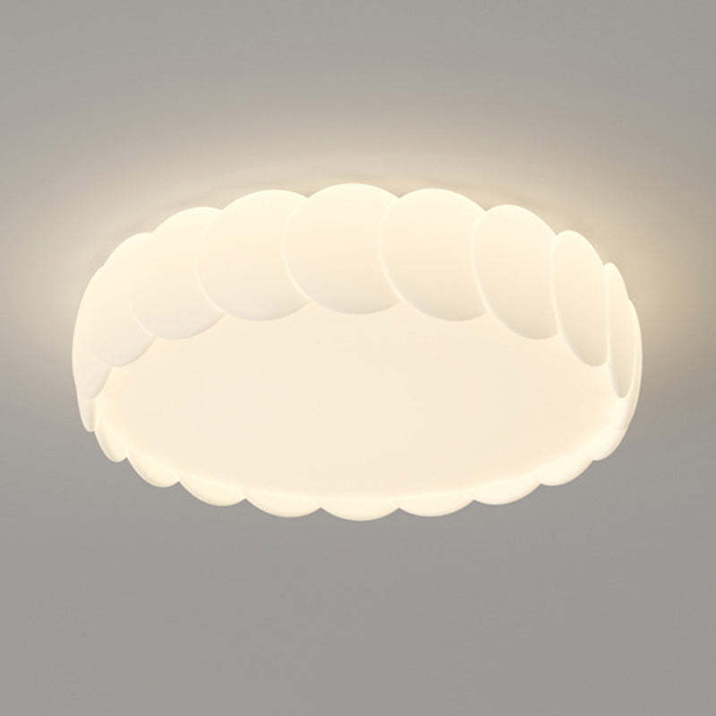 Minimalist Iron Wavy Round LED Flush Mount Light