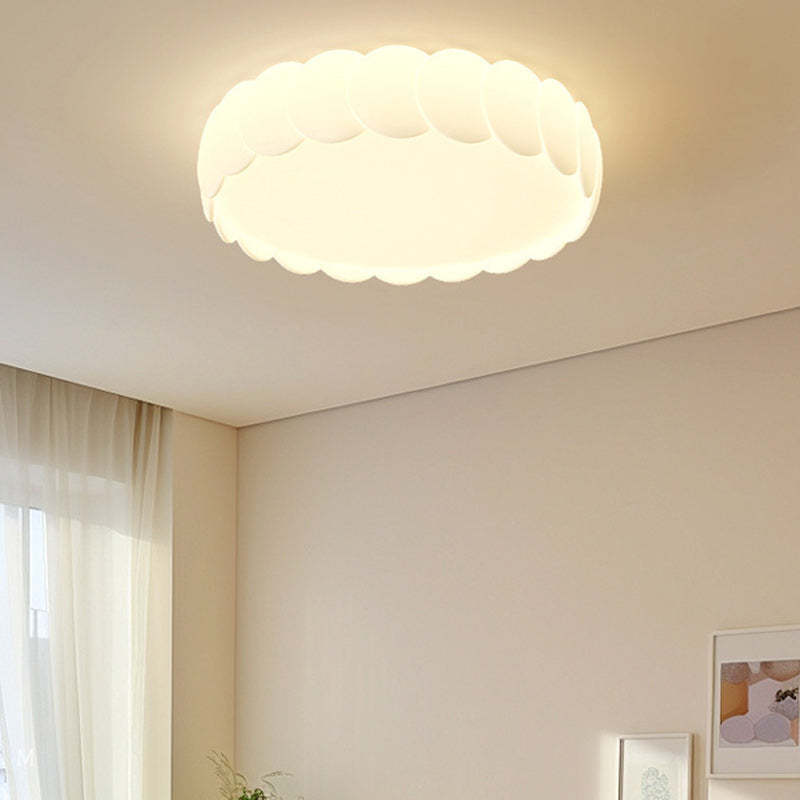 Minimalist Iron Wavy Round LED Flush Mount Light