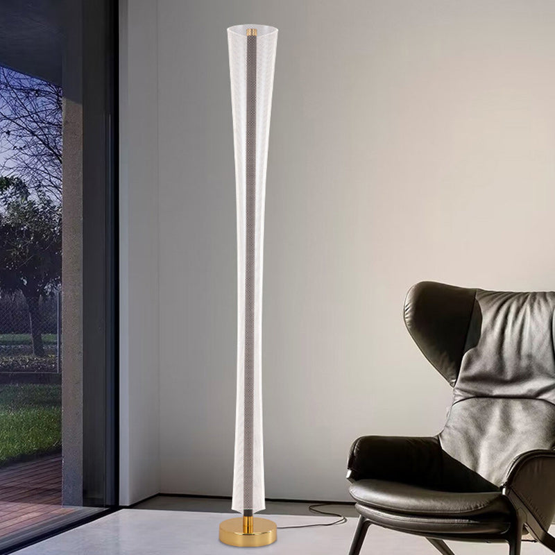 Modern Aluminum Iron Lamp