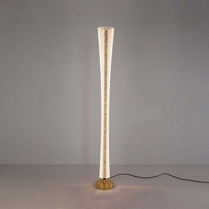 Modern Aluminum Iron Lamp