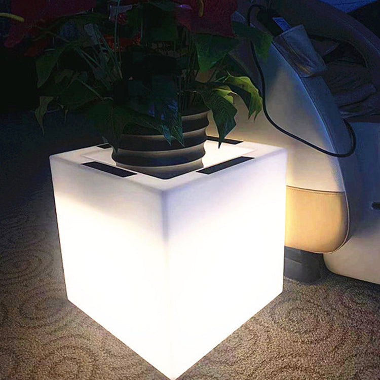 Modern Art Deco Solar Square Planter LED Landscape Light