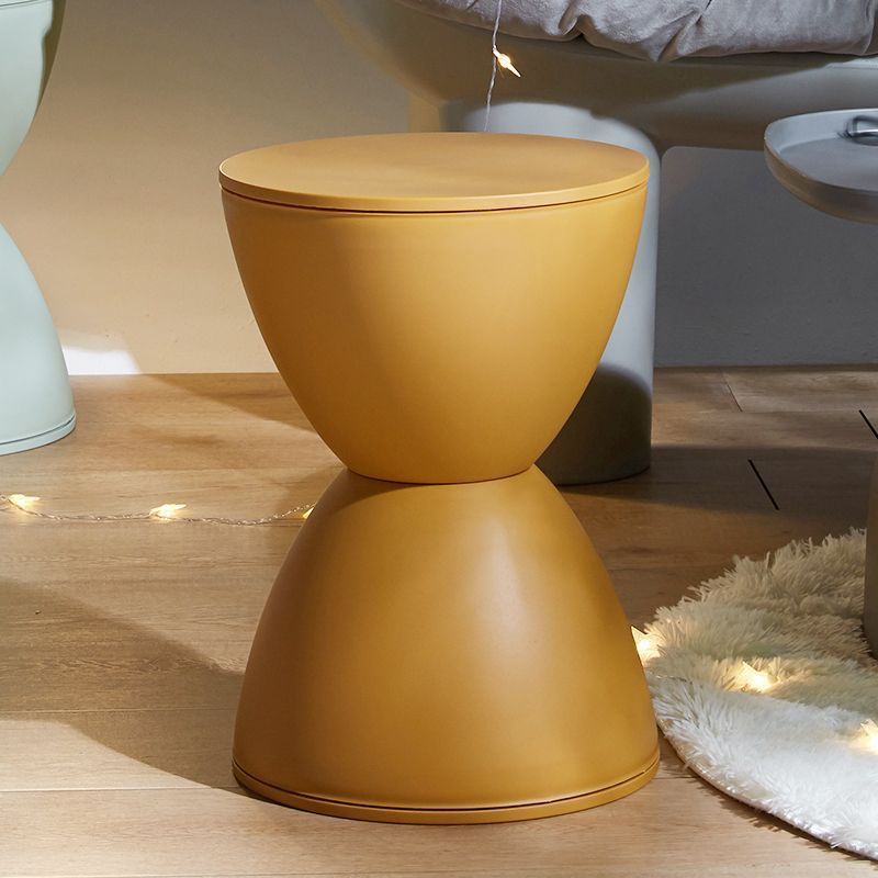 Minimalist Hourglass Low Stool — Rubber Pink