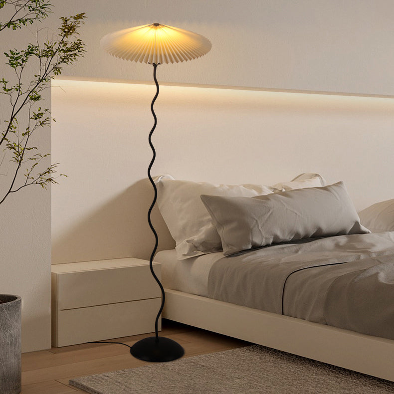 Traditional umbrella floor lamps in iron — White / 220V-240V (UK/AU)