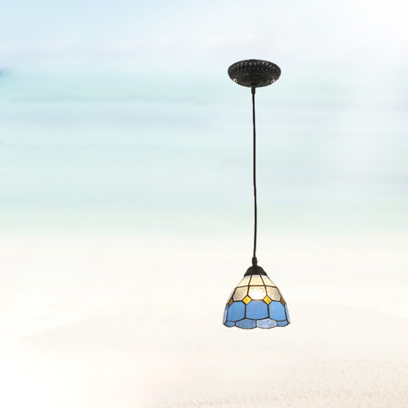 Traditional Tiffany Glass Pendant Light