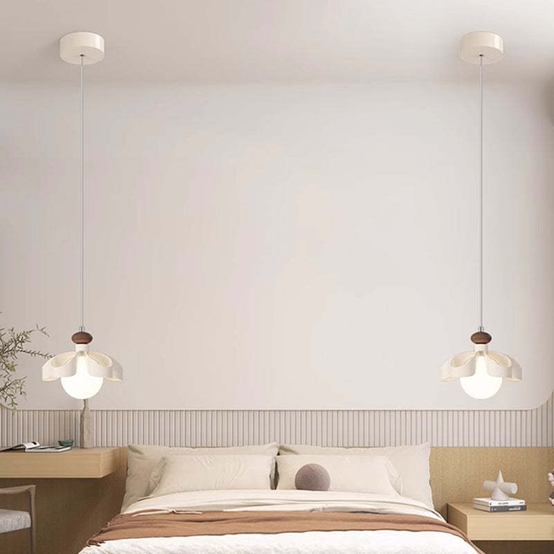 Nordic Cream Flower Iron Orb Chandelier