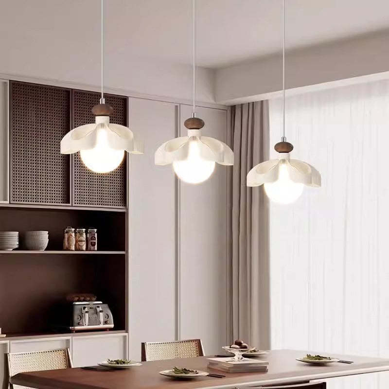 Nordic Cream Flower Iron Orb Chandelier
