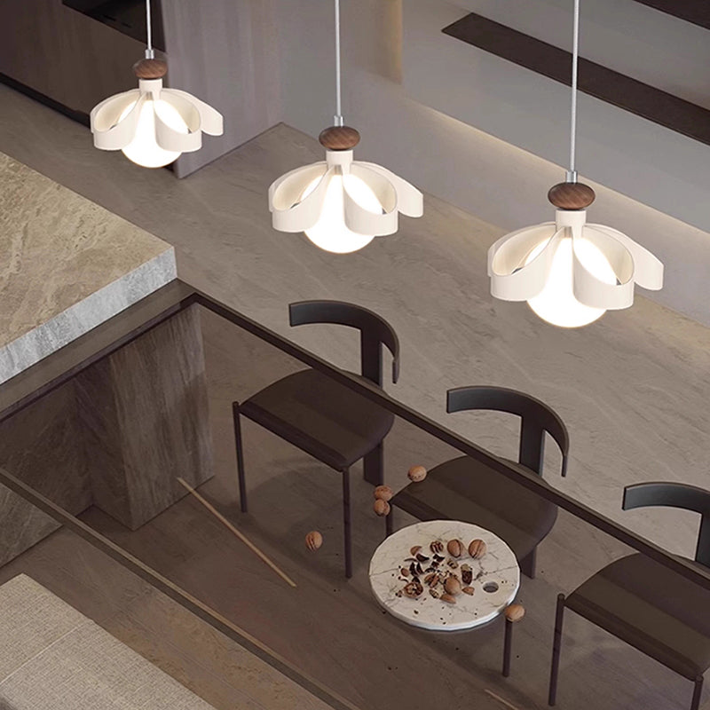 Nordic Cream Flower Iron Orb Chandelier