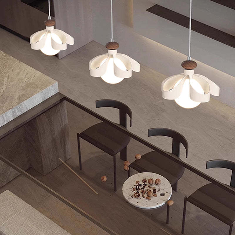 Nordic Cream Flower Iron Orb Chandelier