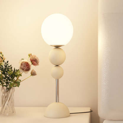 Minimalist Multi-Orb Iron Plastic Table Lamp