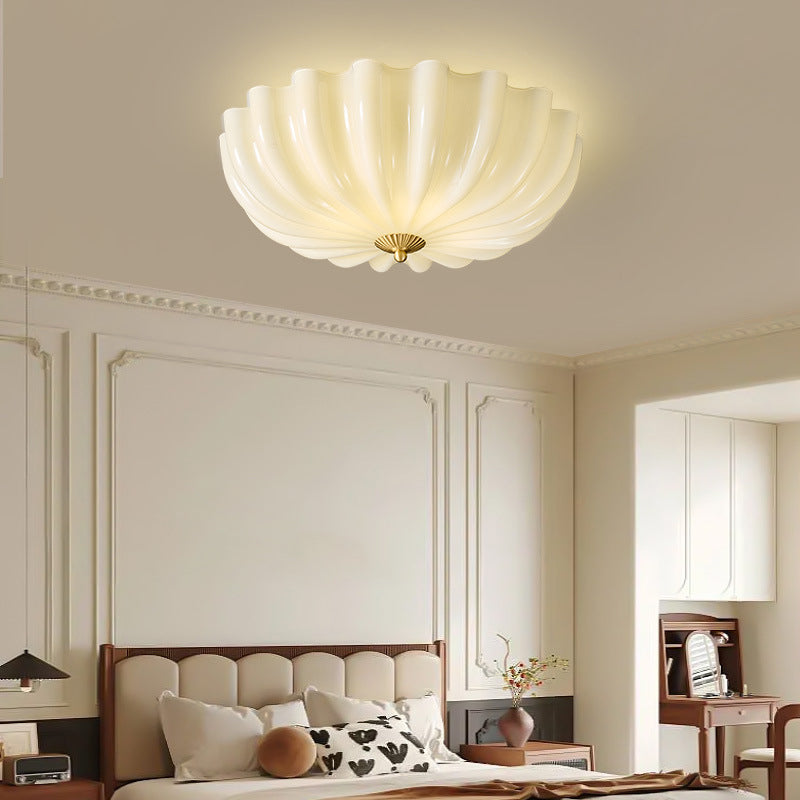 4-light petal brass flush mount lighting for living room — Small (12"H / 220V-240V (UK/AU)