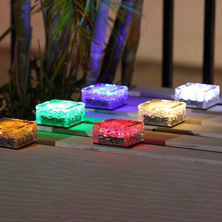 Minimalist Solar Clear Ice Landscape Light