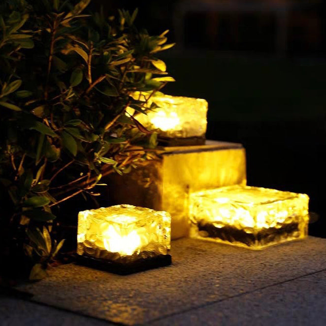 Minimalist Solar Clear Ice Landscape Light